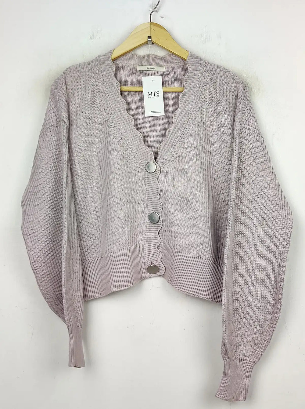 Buy online pre-used pre-loved 100% authentic & Original branded George (LS-8932) available in Pakistan. Top international brands avilable.