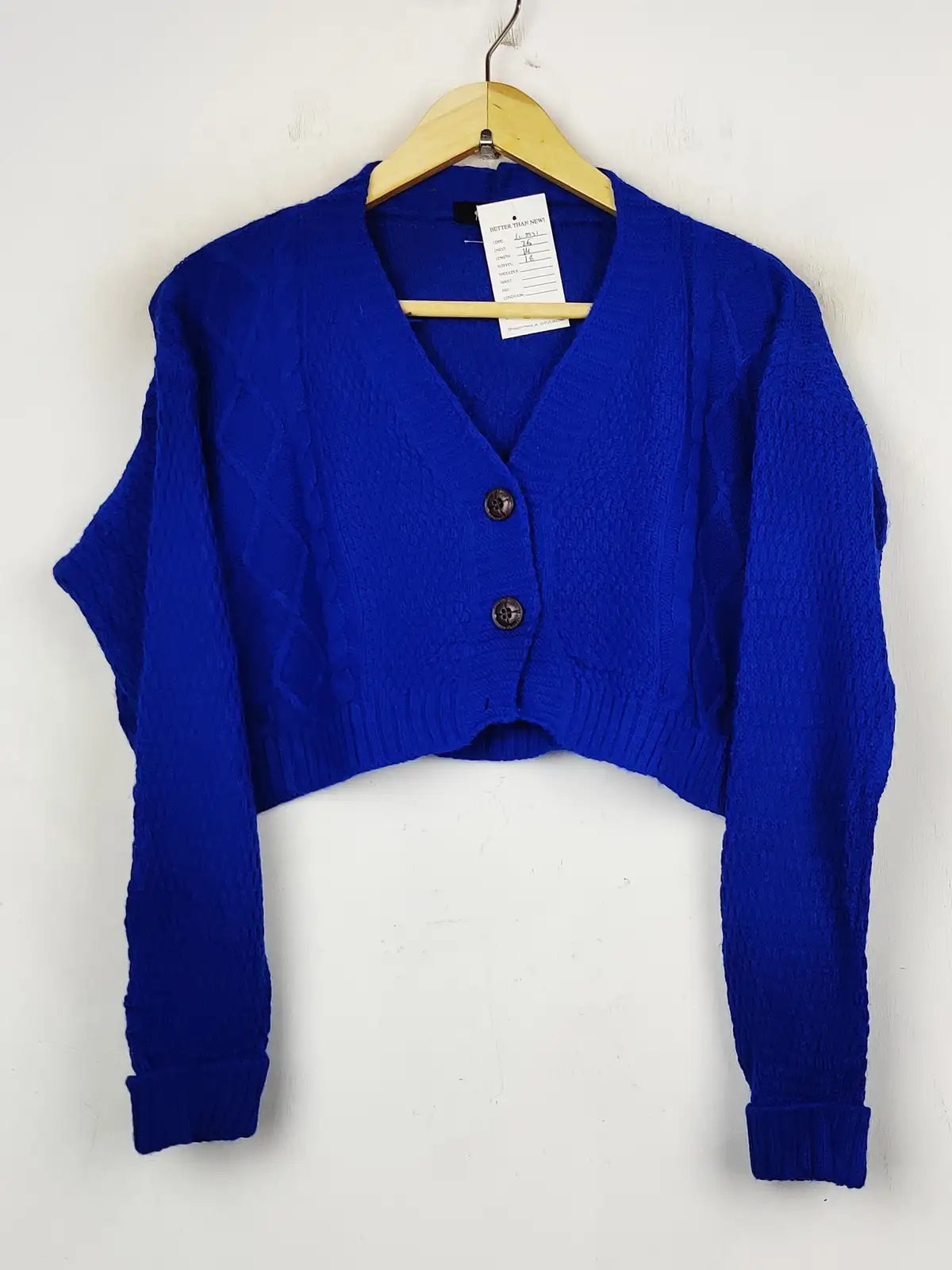 Buy online pre-used pre-loved 100% authentic & Original branded Miss Faceless (LS-8941) available in Pakistan. Top international brands avilable.