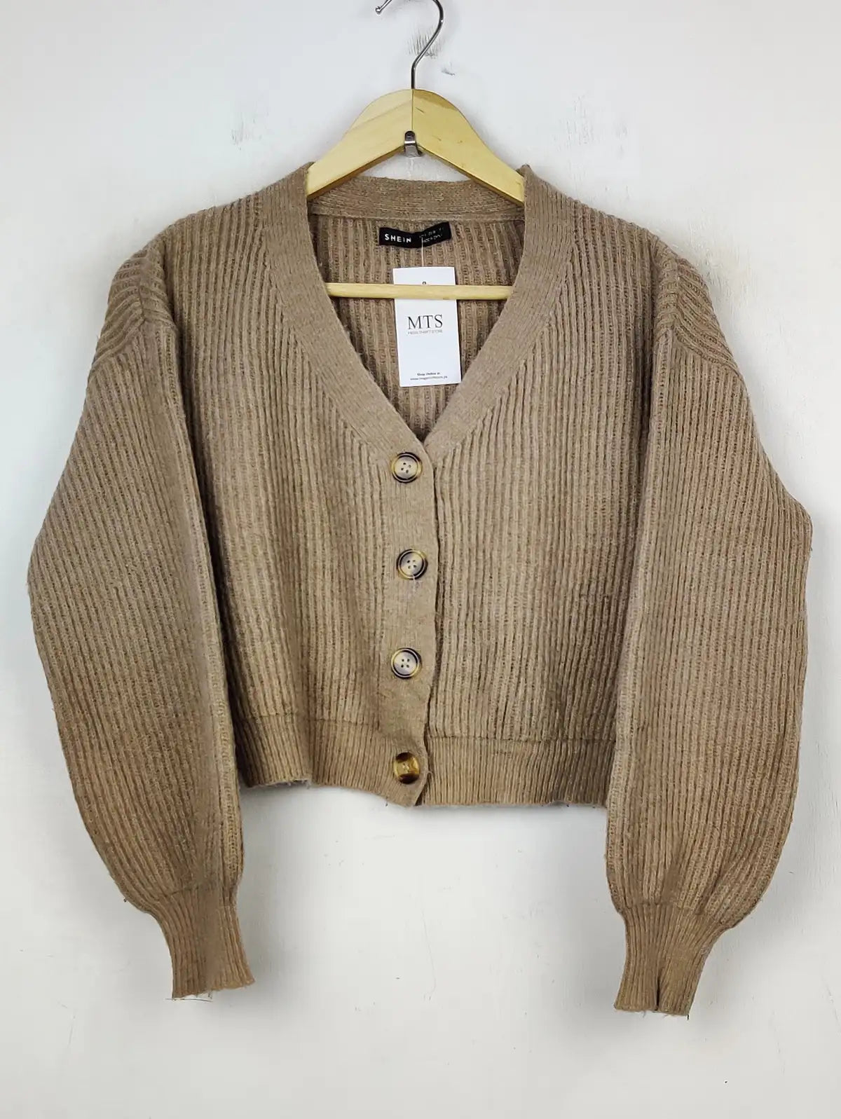 Buy online pre-used pre-loved 100% authentic & Original branded Shein (LS-8942) available in Pakistan. Top international brands avilable.