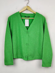 Buy online pre-used pre-loved 100% authentic & Original branded Dunnes Stores (LS-8954) available in Pakistan. Top international brands avilable.