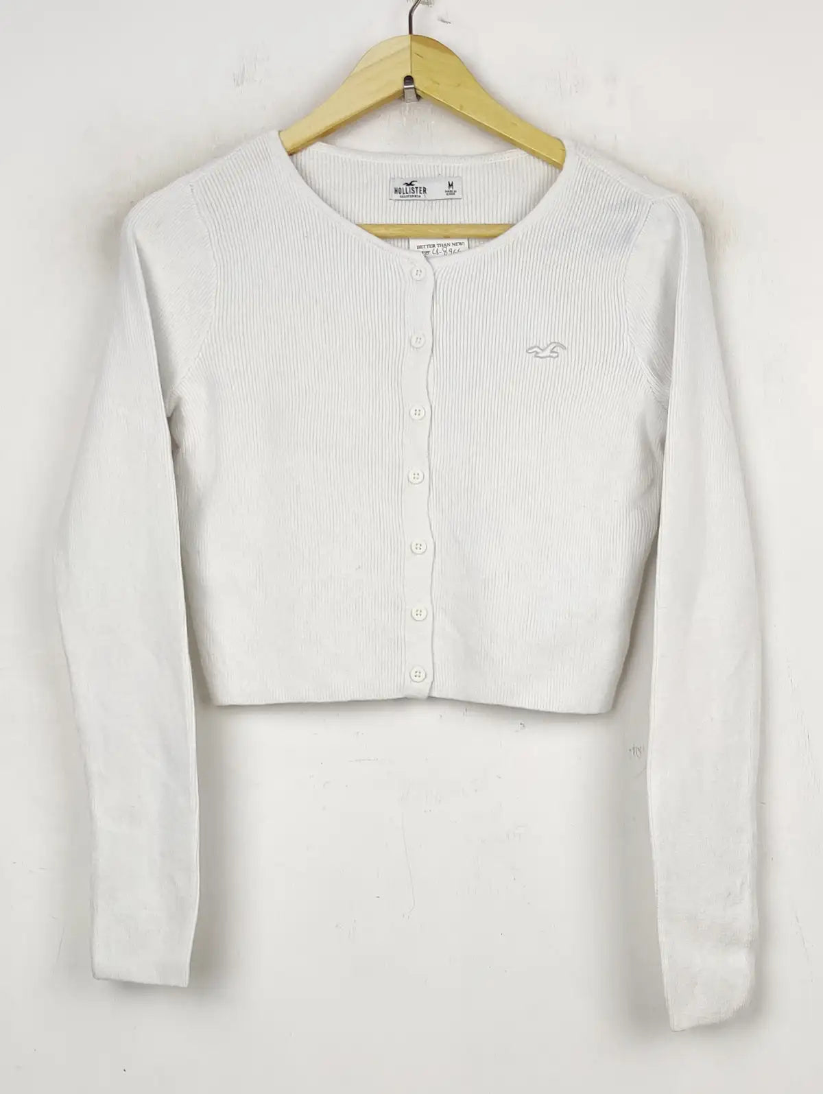 Buy online pre-used pre-loved 100% authentic & Original branded Hollister (LS-8966) available in Pakistan. Top international brands avilable.