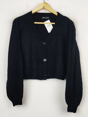 Buy online pre-used pre-loved 100% authentic & Original branded Shein (LS-8980) available in Pakistan. Top international brands avilable.