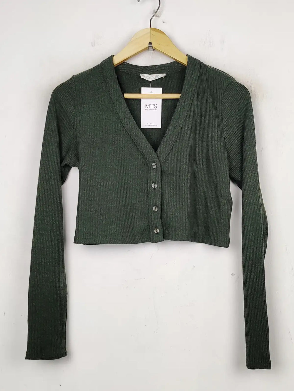 Buy online pre-used pre-loved 100% authentic & Original branded Primark (LS-9006) available in Pakistan. Top international brands avilable.