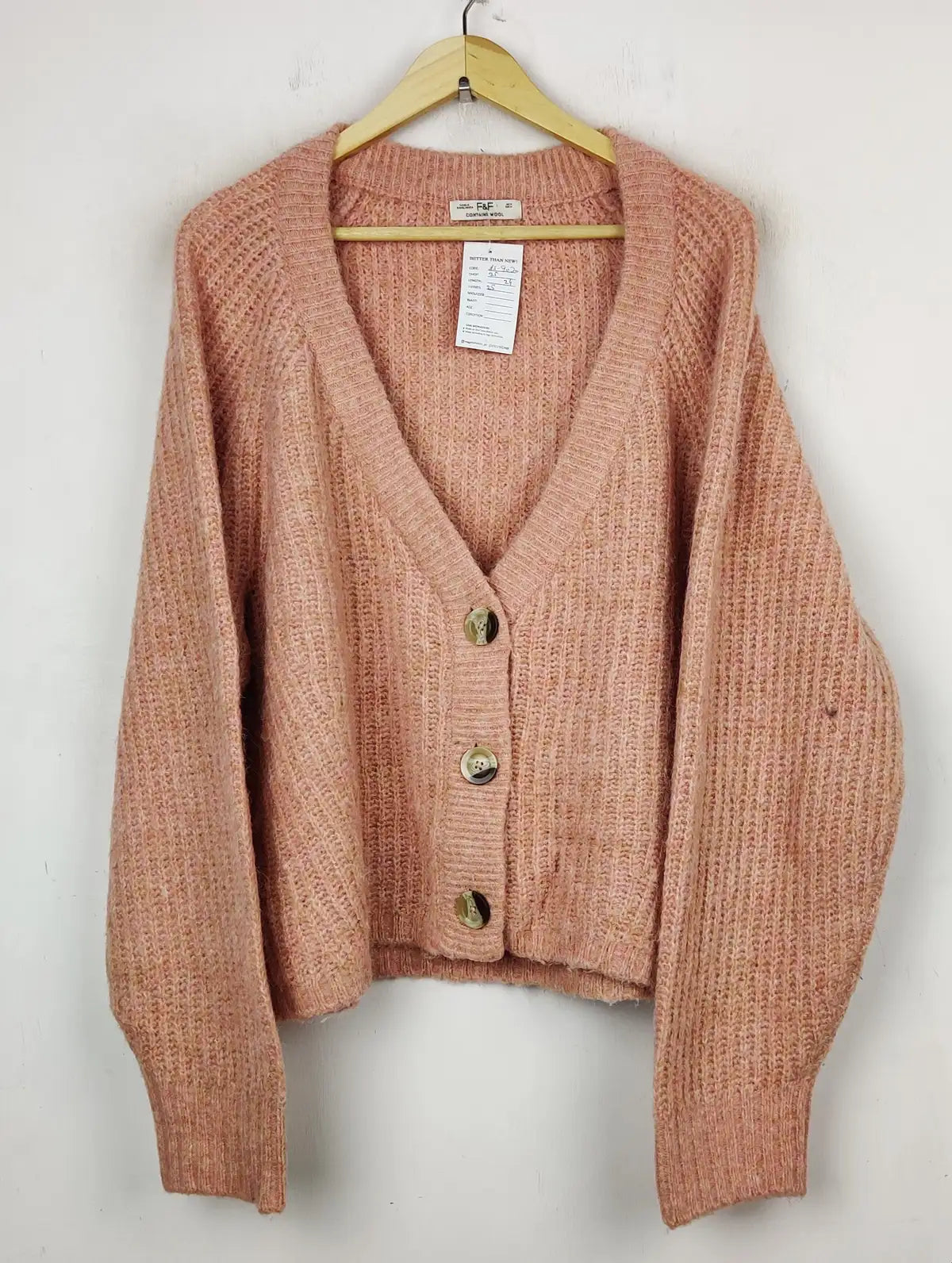 Buy online pre-used pre-loved 100% authentic & Original branded F&F (LS-9020) available in Pakistan. Top international brands avilable.