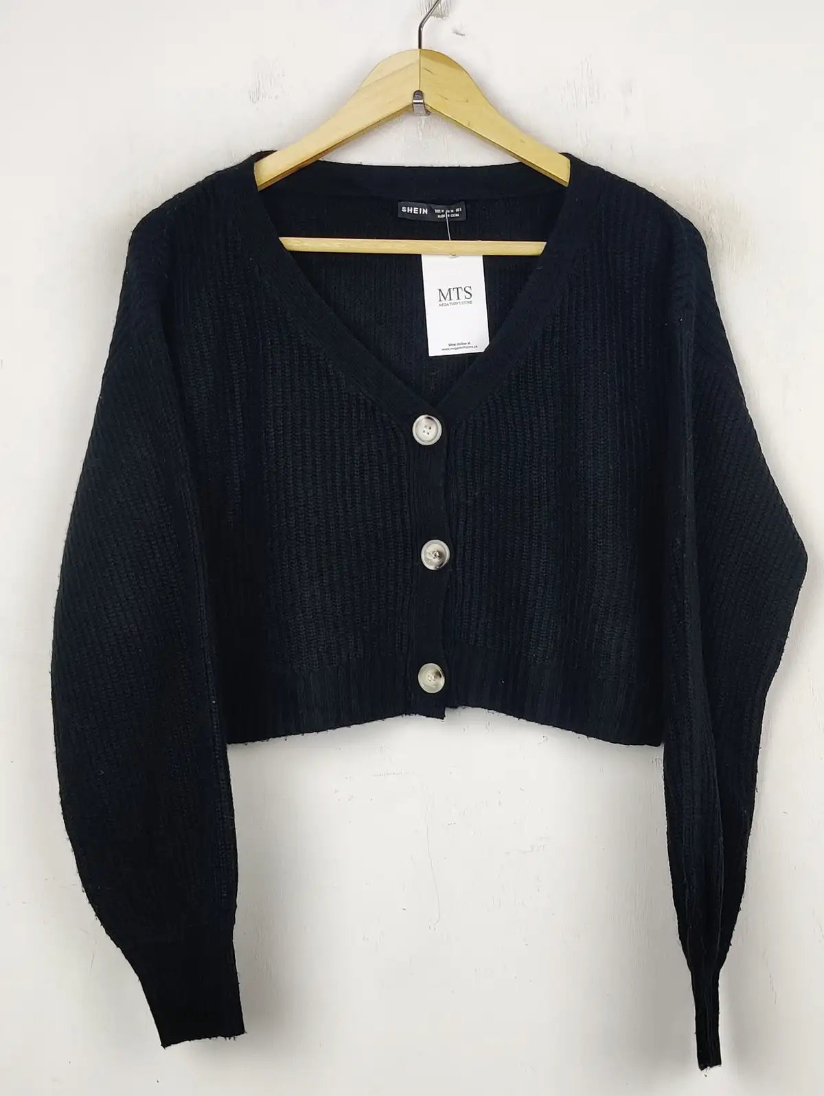 Buy online pre-used pre-loved 100% authentic & Original branded Shein (LS-9030) available in Pakistan. Top international brands avilable.