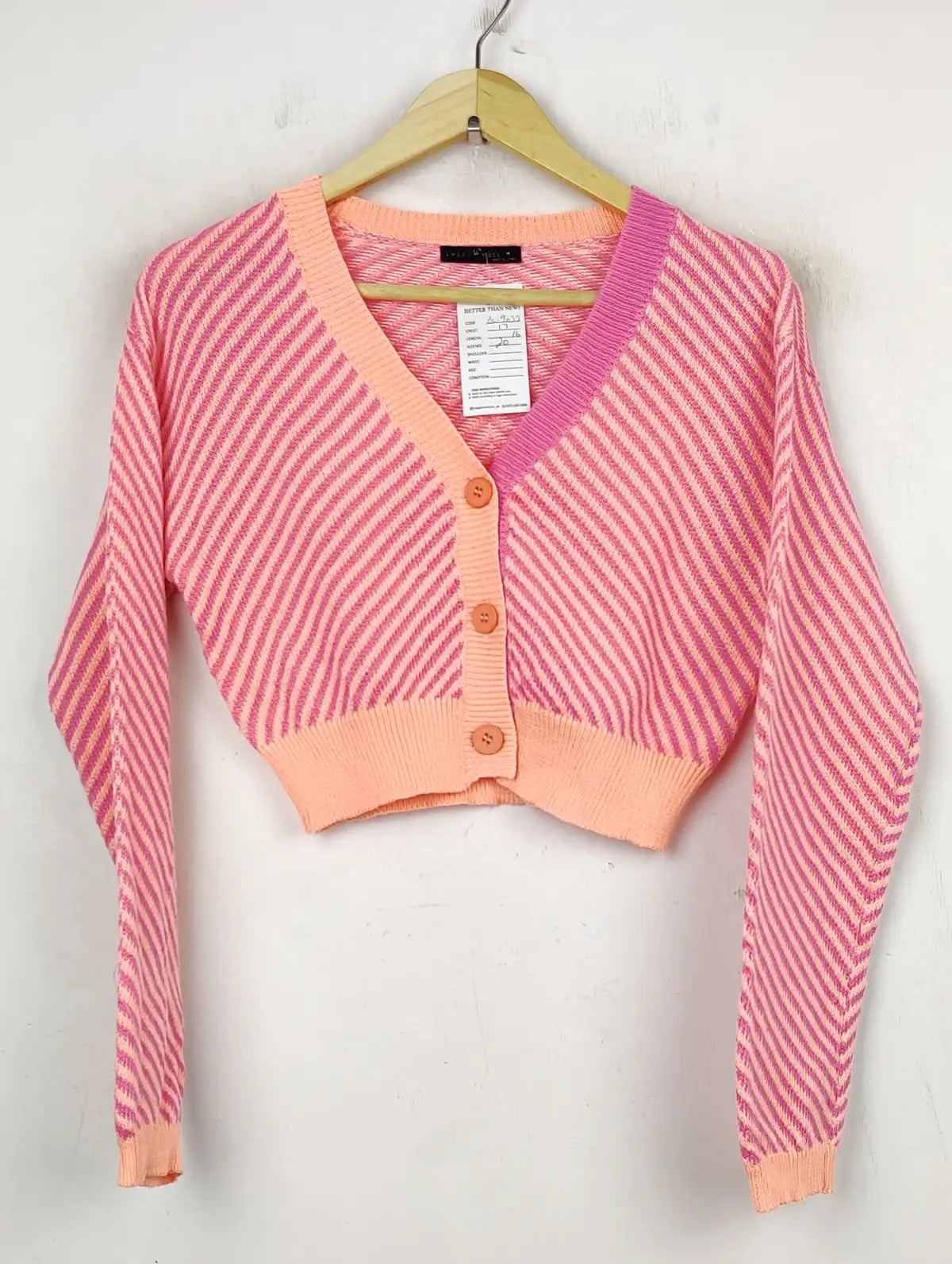 Buy online pre-used pre-loved 100% authentic & Original branded Emery Rose (LS-9032) available in Pakistan. Top international brands avilable.