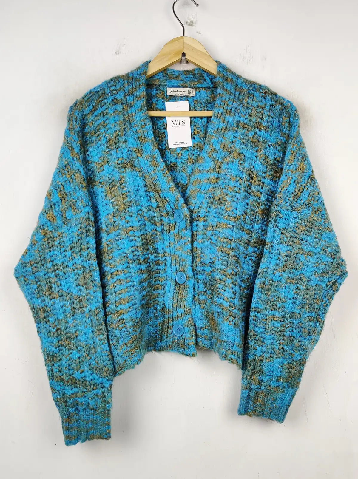 Buy online pre-used pre-loved 100% authentic & Original branded Stradivarius (LS-9036) available in Pakistan. Top international brands avilable.