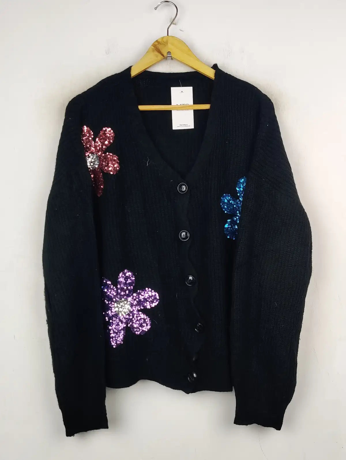 Buy online pre-used pre-loved 100% authentic & Original branded Shein (LS-9155) available in Pakistan. Top international brands avilable.