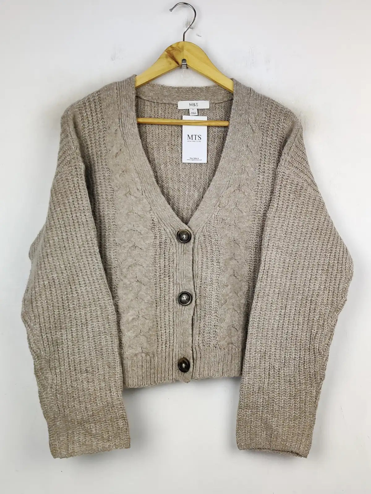 Buy online pre-used pre-loved 100% authentic & Original branded Marks & Spencer (LS-9163) available in Pakistan. Top international brands avilable.