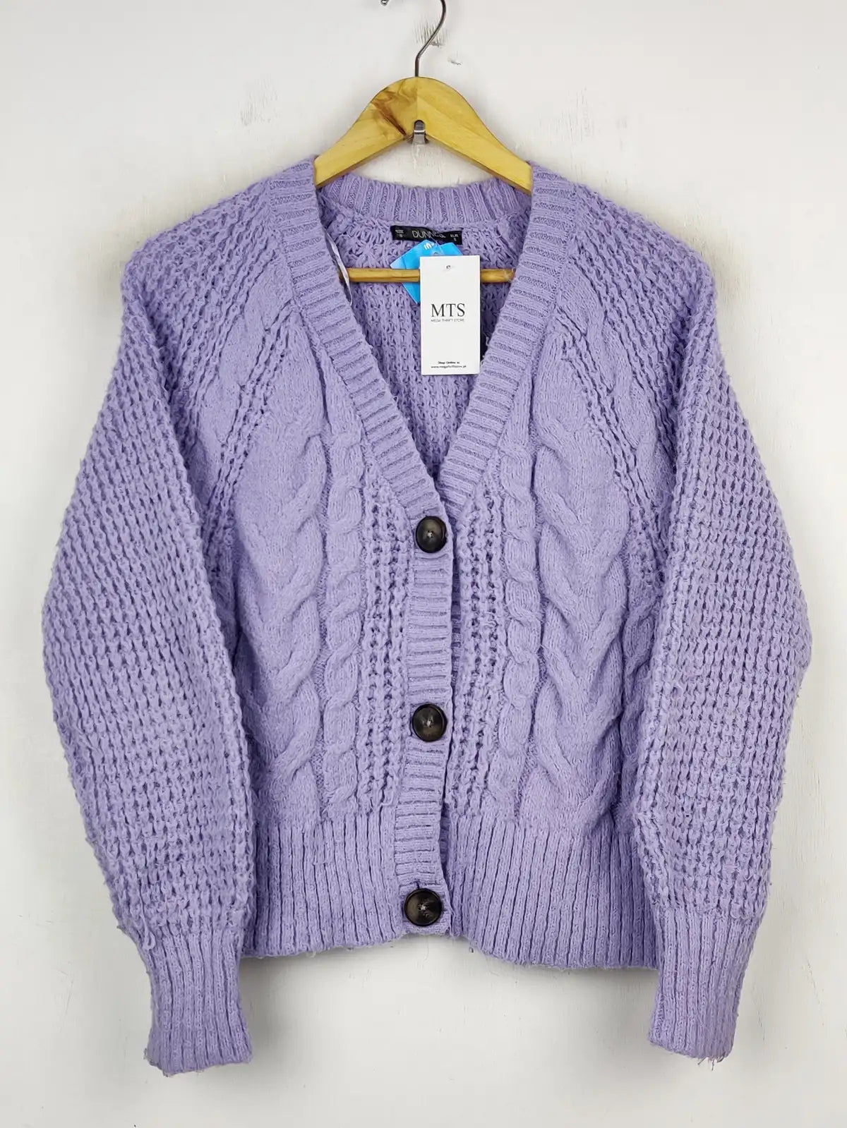 Buy online pre-used pre-loved 100% authentic & Original branded Dunnes Stores (LS-9176) available in Pakistan. Top international brands avilable.