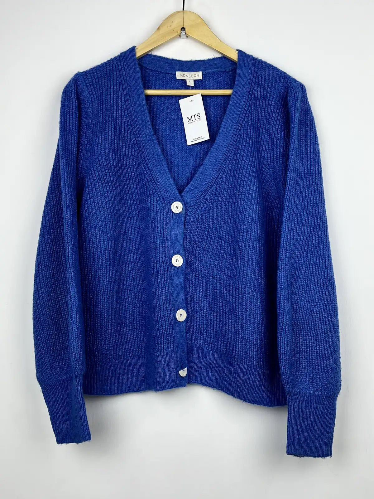 Buy online pre-used pre-loved 100% authentic & Original branded Monsoon (LS-9418) available in Pakistan. Top international brands avilable.