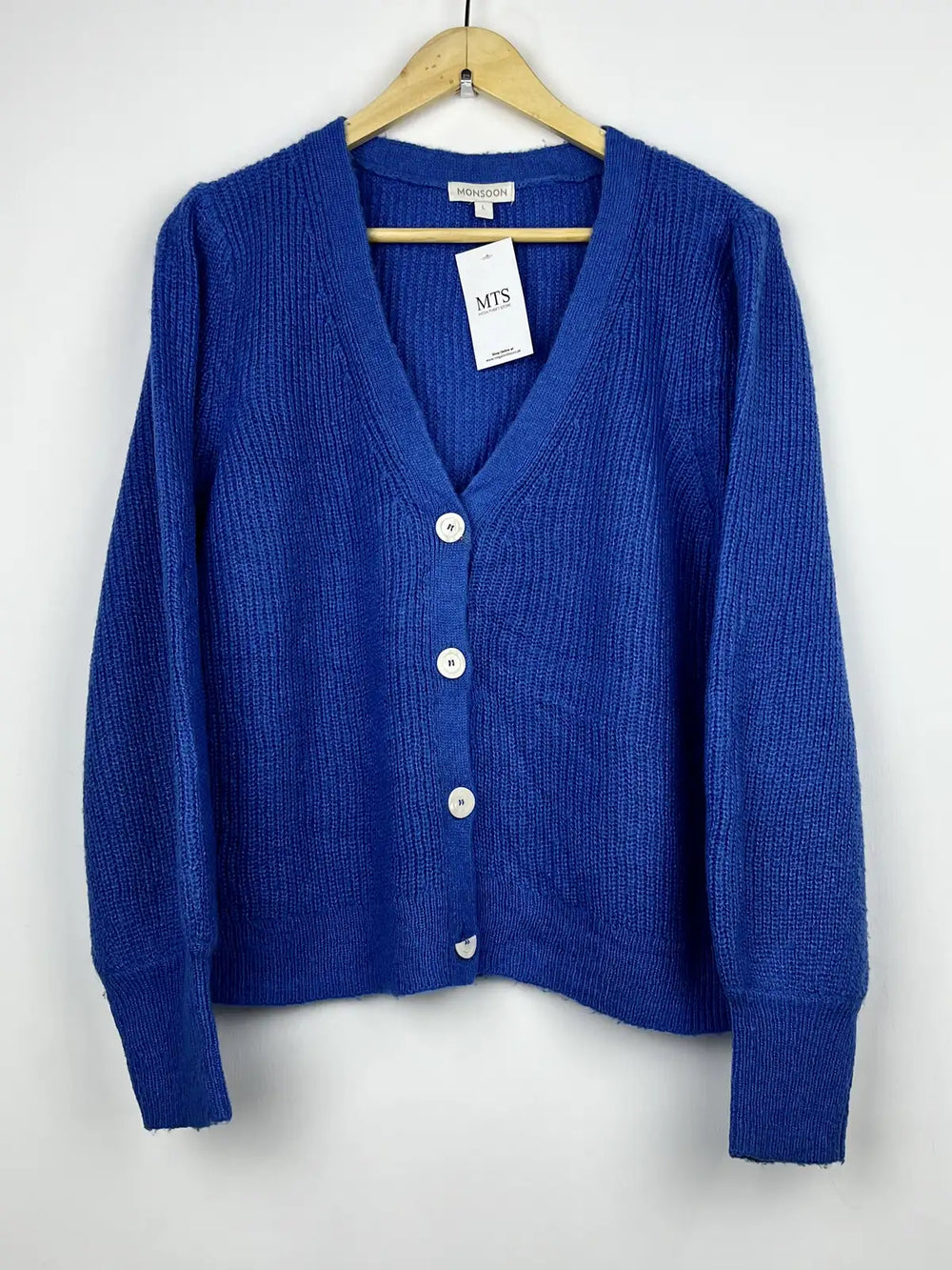 Buy online pre-used pre-loved 100% authentic & Original branded Monsoon (LS-9418) available in Pakistan. Top international brands avilable.