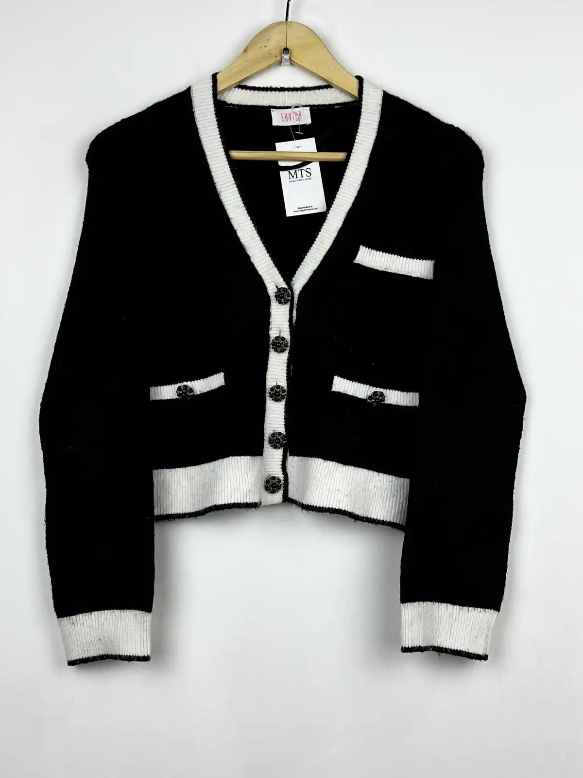 Buy online pre-used pre-loved 100% authentic & Original branded Savida (LS-9423) available in Pakistan. Top international brands avilable.