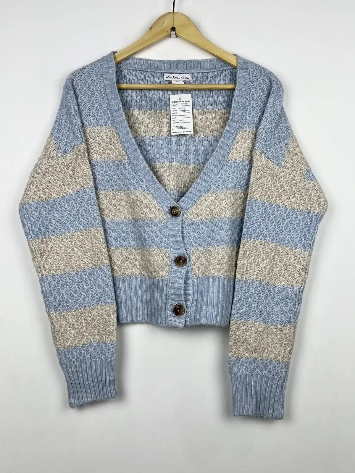 Buy online pre-used pre-loved 100% authentic & Original branded London Kaye (LS-9441) available in Pakistan. Top international brands avilable.