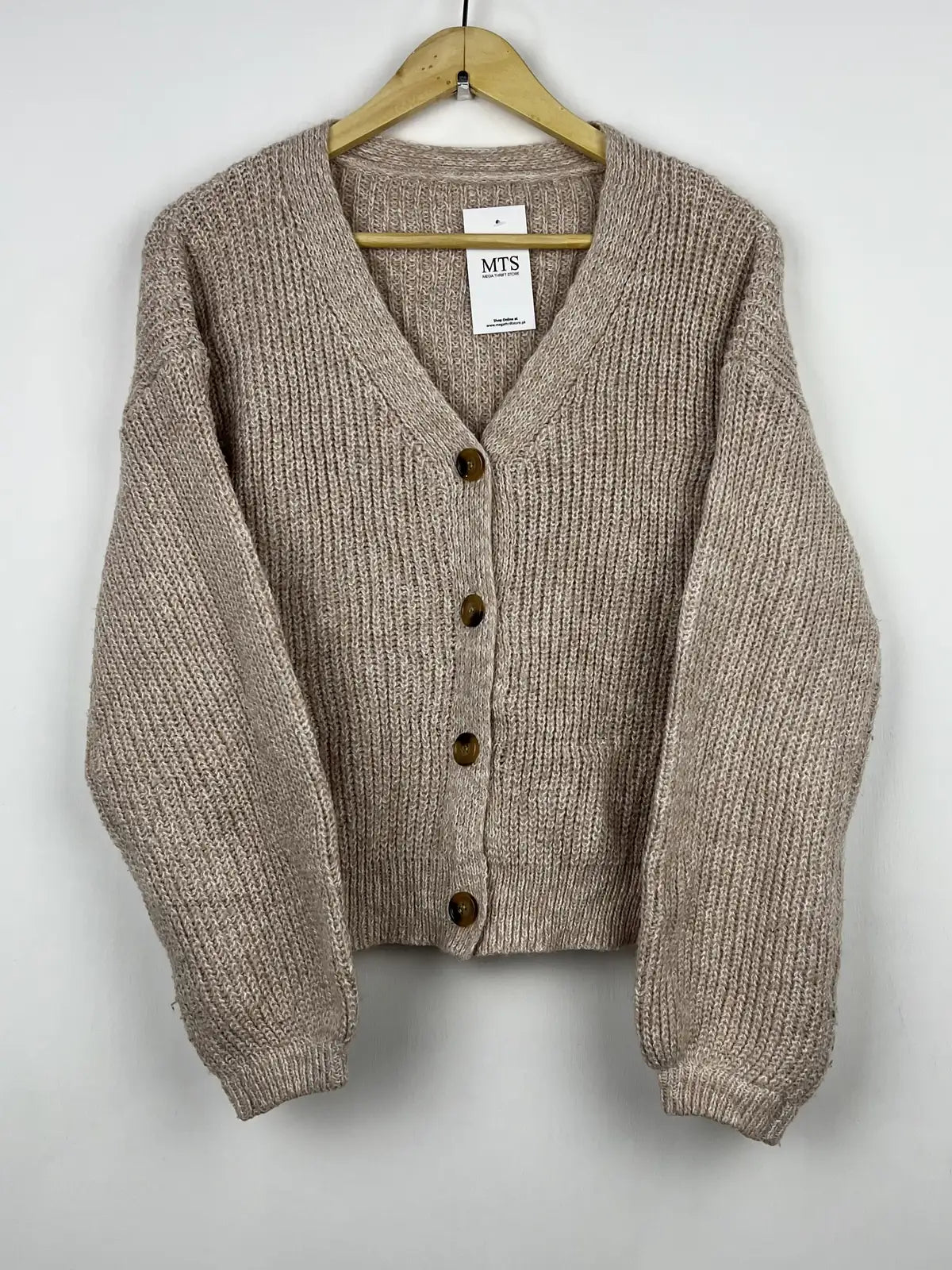 Buy online pre-used pre-loved 100% authentic & Original branded Shein (LS-9450) available in Pakistan. Top international brands avilable.