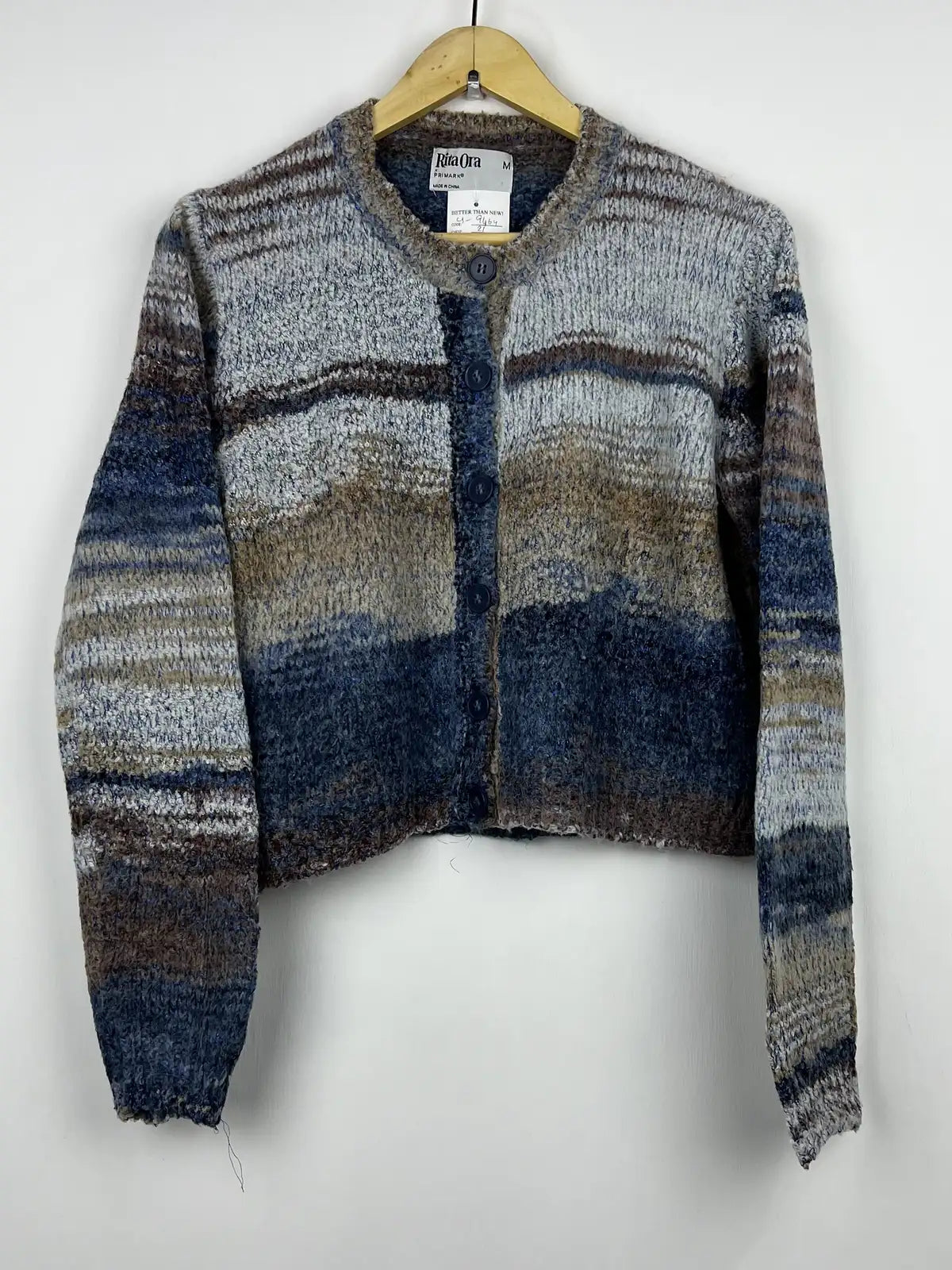 Buy online pre-used pre-loved 100% authentic & Original branded Primark (LS-9464) available in Pakistan. Top international brands avilable.