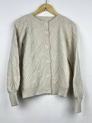 Buy online pre-used pre-loved 100% authentic & Original branded Gallery (LS-9470) available in Pakistan. Top international brands avilable.