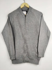 Buy online pre-used pre-loved 100% authentic & Original branded F&F (LS-9493) available in Pakistan. Top international brands avilable.