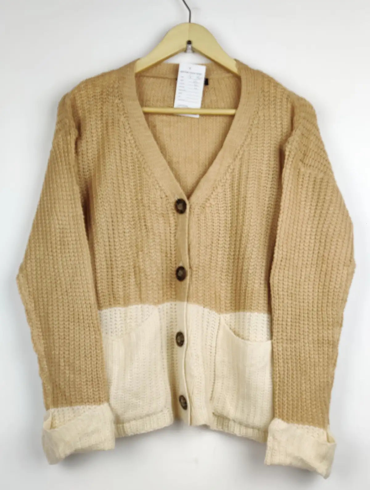 Buy online pre-used pre-loved 100% authentic & Original branded Shein (LS-9504) available in Pakistan. Top international brands avilable.