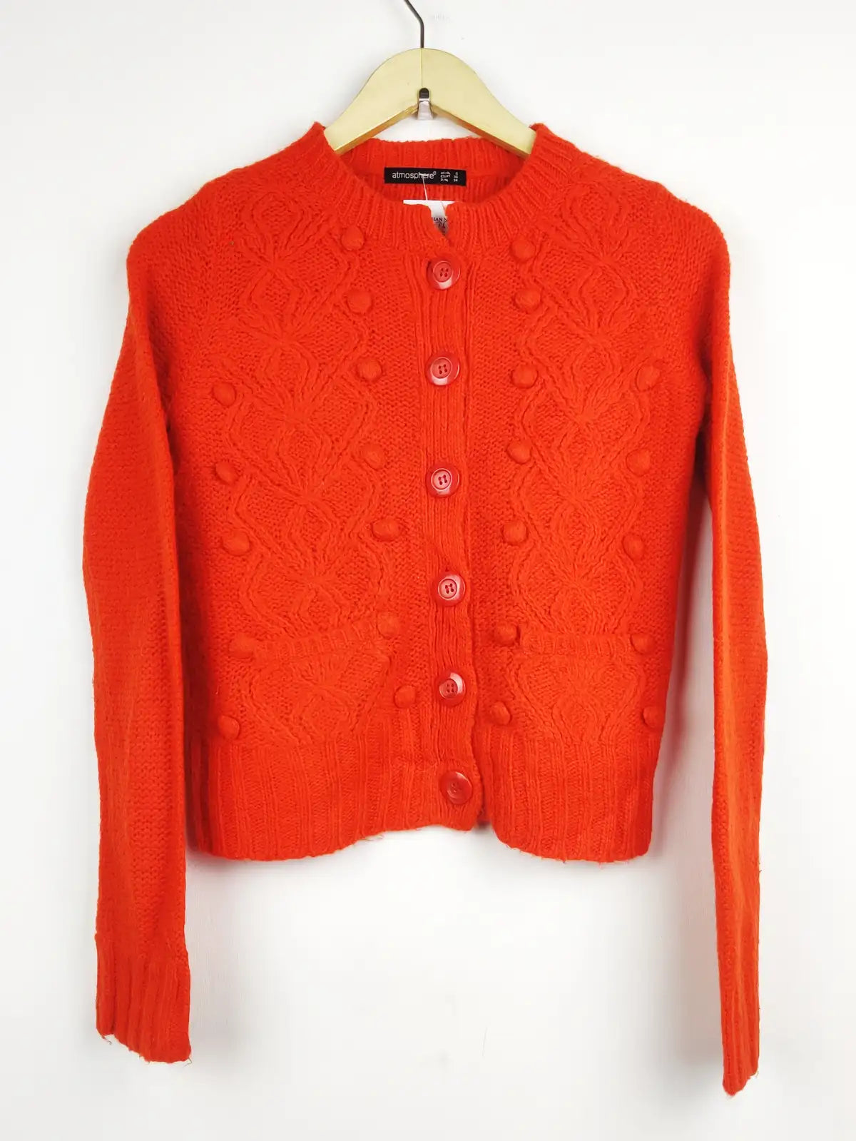 Buy online pre-used pre-loved 100% authentic & Original branded Atmosphere (LS-9509) available in Pakistan. Top international brands avilable.