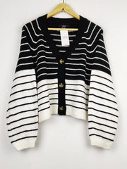 Buy online pre-used pre-loved 100% authentic & Original branded Next (LS-9565) available in Pakistan. Top international brands avilable.