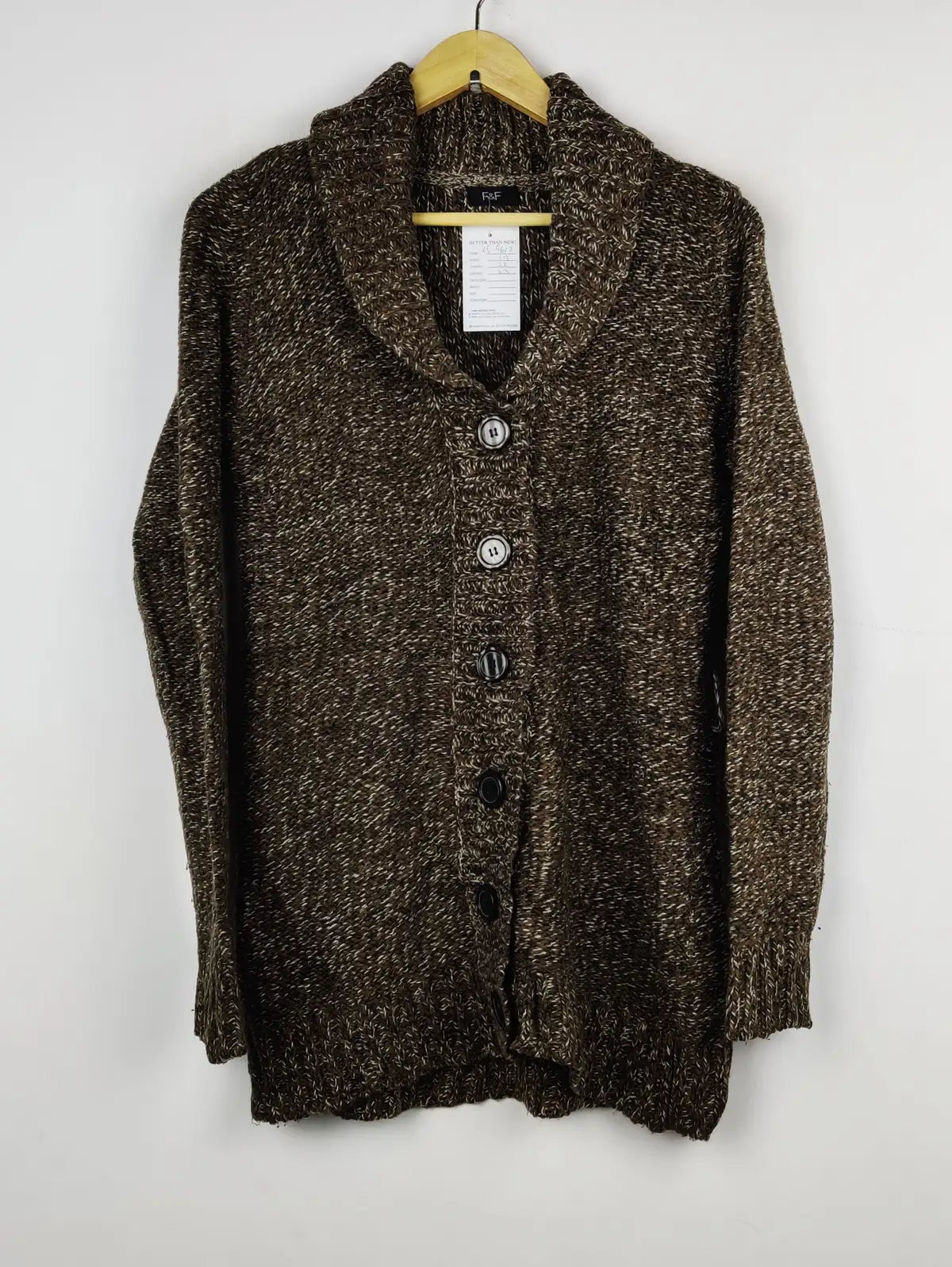 Buy online pre-used pre-loved 100% authentic & Original branded F&F (LS-9612) available in Pakistan. Top international brands avilable.