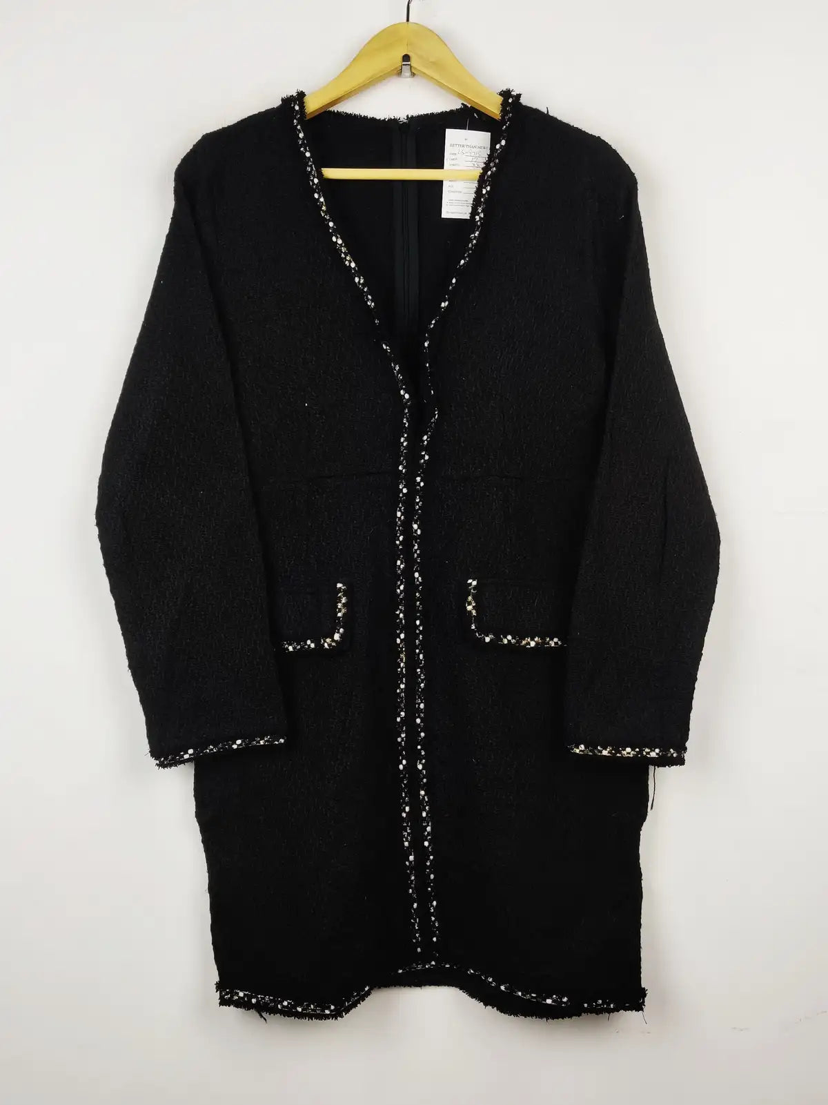 Buy online pre-used pre-loved 100% authentic & Original branded Unknown Brand (LS-9713) available in Pakistan. Top international brands avilable.