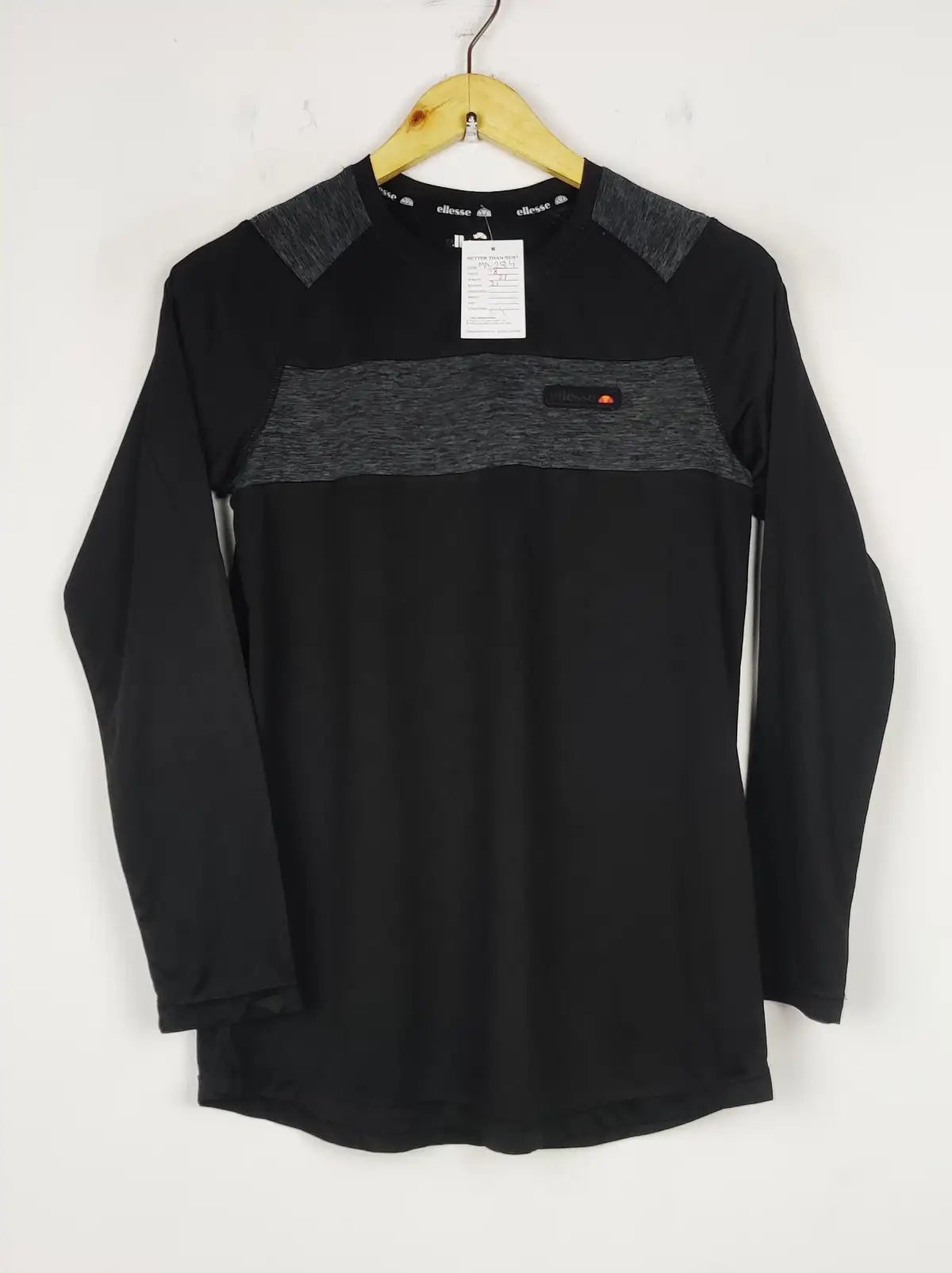 Buy online pre-used pre-loved 100% authentic & Original branded Ellesse (MA-284) available in Pakistan. Top international brands avilable.