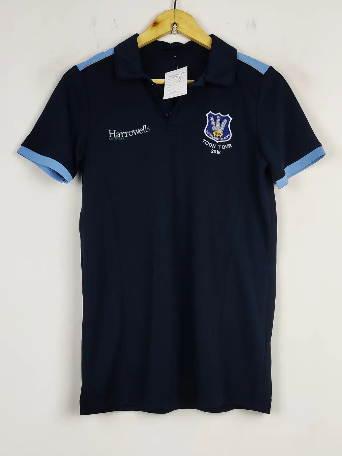 Buy online pre-used pre-loved 100% authentic & Original branded Unknown Brand (MA-424) available in Pakistan. Top international brands avilable.