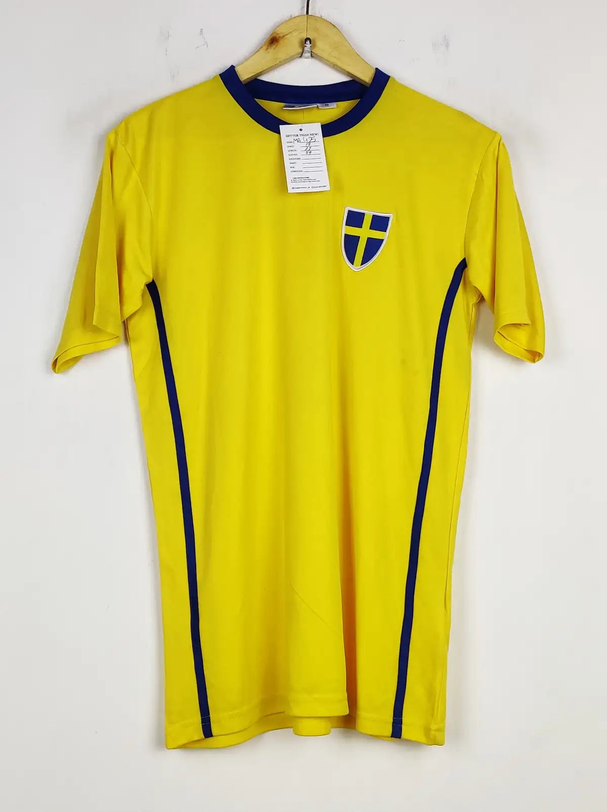 Buy online pre-used pre-loved 100% authentic & Original branded Unknown Brand (MA-425) available in Pakistan. Top international brands avilable.