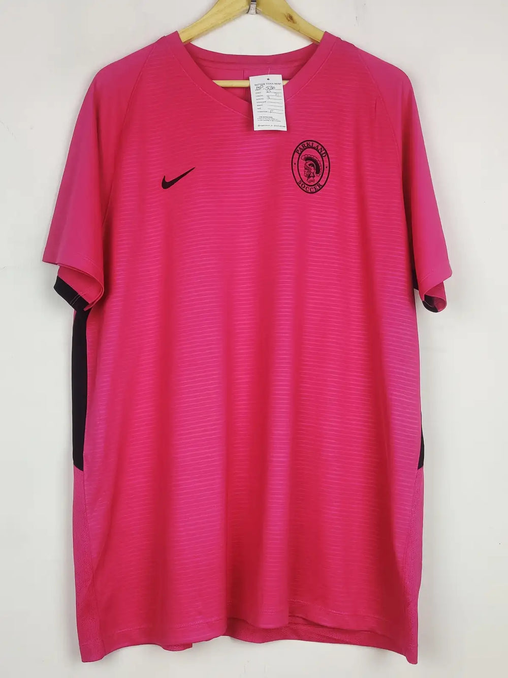 Buy online pre-used pre-loved 100% authentic & Original branded Dri Fit (MA-530) available in Pakistan. Top international brands avilable.