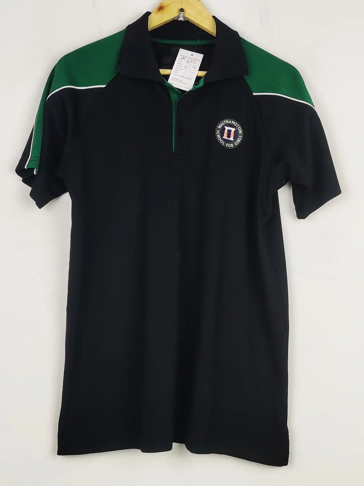 Buy online pre-used pre-loved 100% authentic & Original branded Unknown Brand (MA-539) available in Pakistan. Top international brands avilable.