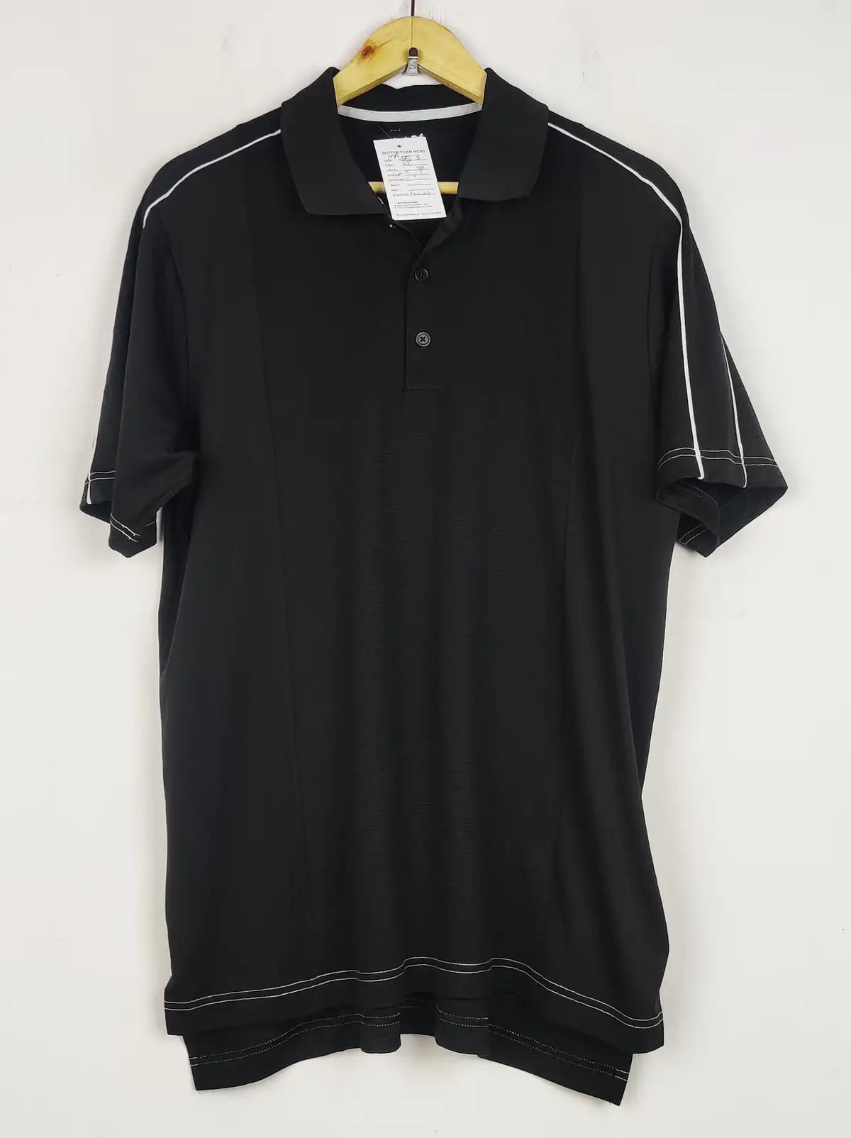 Buy online pre-used pre-loved 100% authentic & Original branded Adidas (MA-553) available in Pakistan. Top international brands avilable.