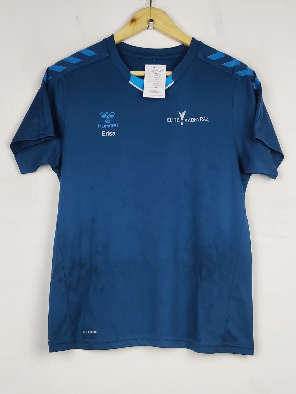Buy online pre-used pre-loved 100% authentic & Original branded Hummel (MA-613) available in Pakistan. Top international brands avilable.