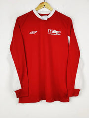 Buy online pre-used pre-loved 100% authentic & Original branded Umbro (MA-691) available in Pakistan. Top international brands avilable.