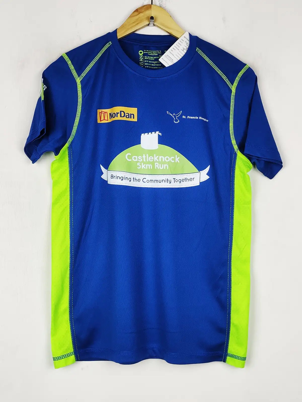 Buy online pre-used pre-loved 100% authentic & Original branded Titan Sports (MA-735) available in Pakistan. Top international brands avilable.