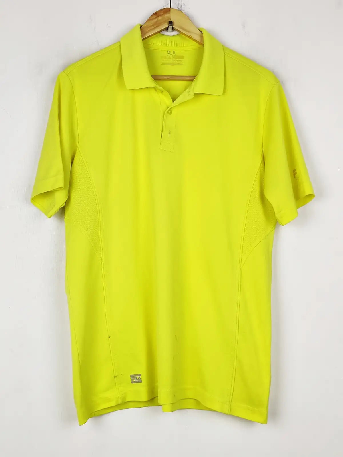 Buy online pre-used pre-loved 100% authentic & Original branded Filla (MA-745) available in Pakistan. Top international brands avilable.