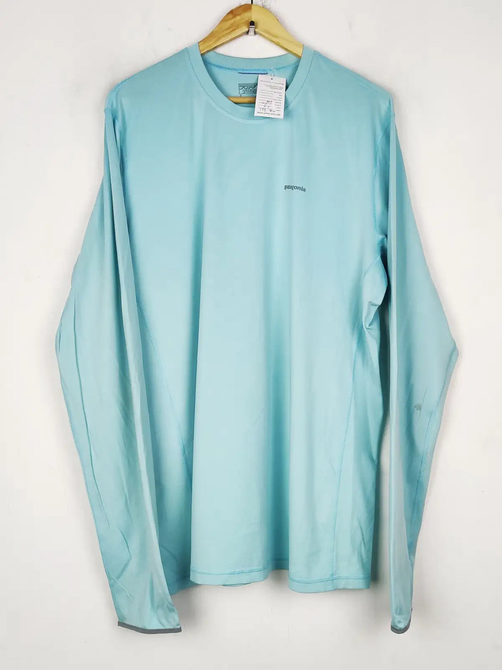 Buy online pre-used pre-loved 100% authentic & Original branded Patagonia (MA-761) available in Pakistan. Top international brands avilable.