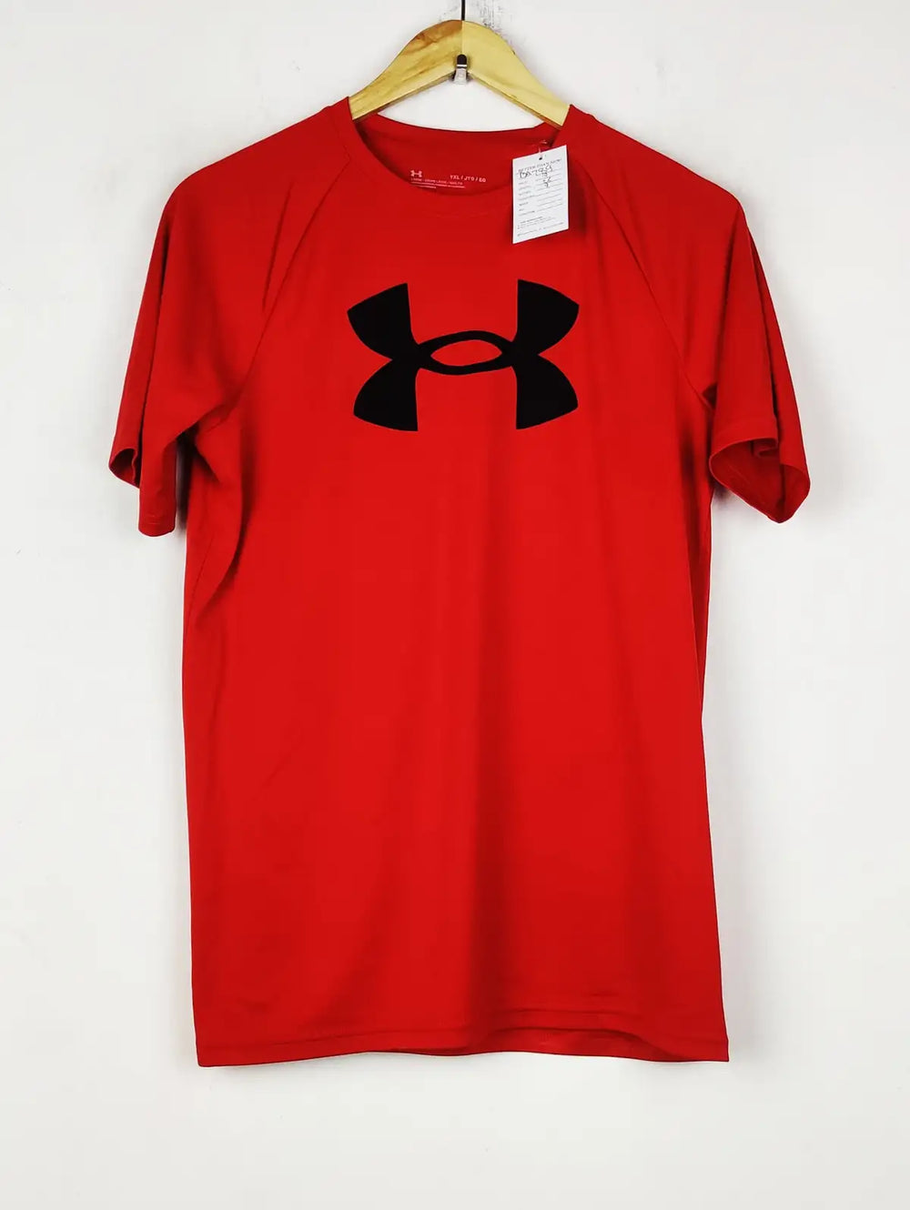 Buy online pre-used pre-loved 100% authentic & Original branded Underarmour (MA-789) available in Pakistan. Top international brands avilable.