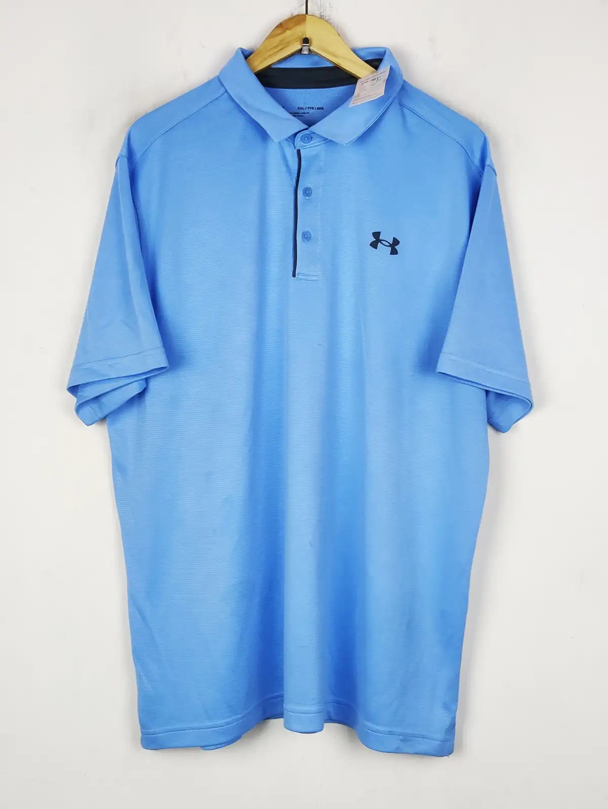 Buy online pre-used pre-loved 100% authentic & Original branded Underarmour (MA-851) available in Pakistan. Top international brands avilable.