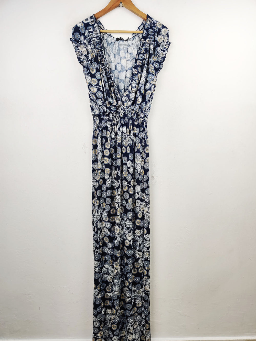 Buy online pre-used pre-loved 100% authentic & Original branded Lts (MF-1036) available in Pakistan. Top international brands avilable.