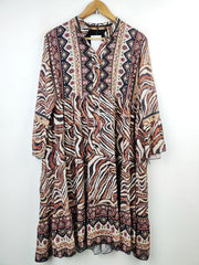 Buy online pre-used pre-loved 100% authentic & Original branded Unknown Brand (MF-1069) available in Pakistan. Top international brands avilable.