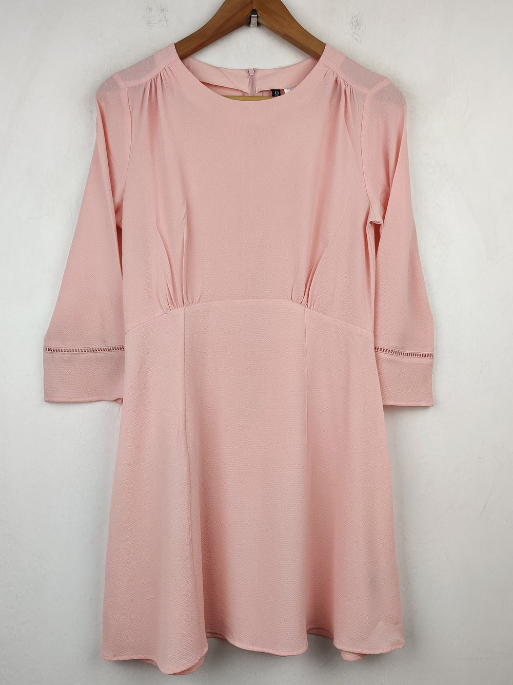 Buy online pre-used pre-loved 100% authentic & Original branded H&M (MF-107) available in Pakistan. Top international brands avilable.