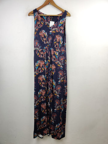 Buy online pre-used pre-loved 100% authentic & Original branded New Space Vork (MF-1096) available in Pakistan. Top international brands avilable.