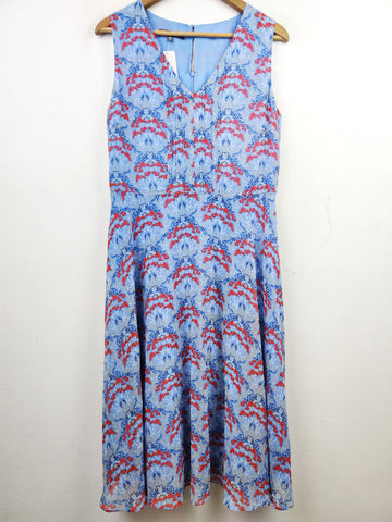 Buy online pre-used pre-loved 100% authentic & Original branded Laura Ashley (MF-1128) available in Pakistan. Top international brands avilable.
