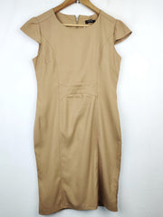 Buy online pre-used pre-loved 100% authentic & Original branded Collection (MF-112) available in Pakistan. Top international brands avilable.