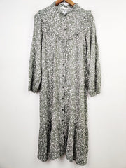 Buy online pre-used pre-loved 100% authentic & Original branded Primark (MF-1163) available in Pakistan. Top international brands avilable.