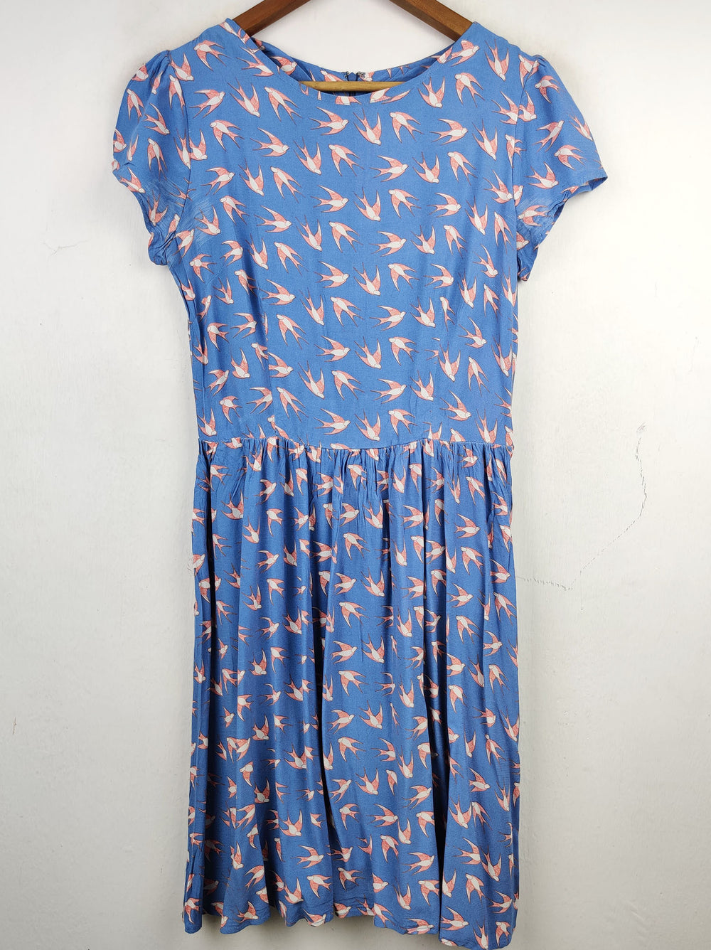 Buy online pre-used pre-loved 100% authentic & Original branded Boden (MF-1183) available in Pakistan. Top international brands avilable.