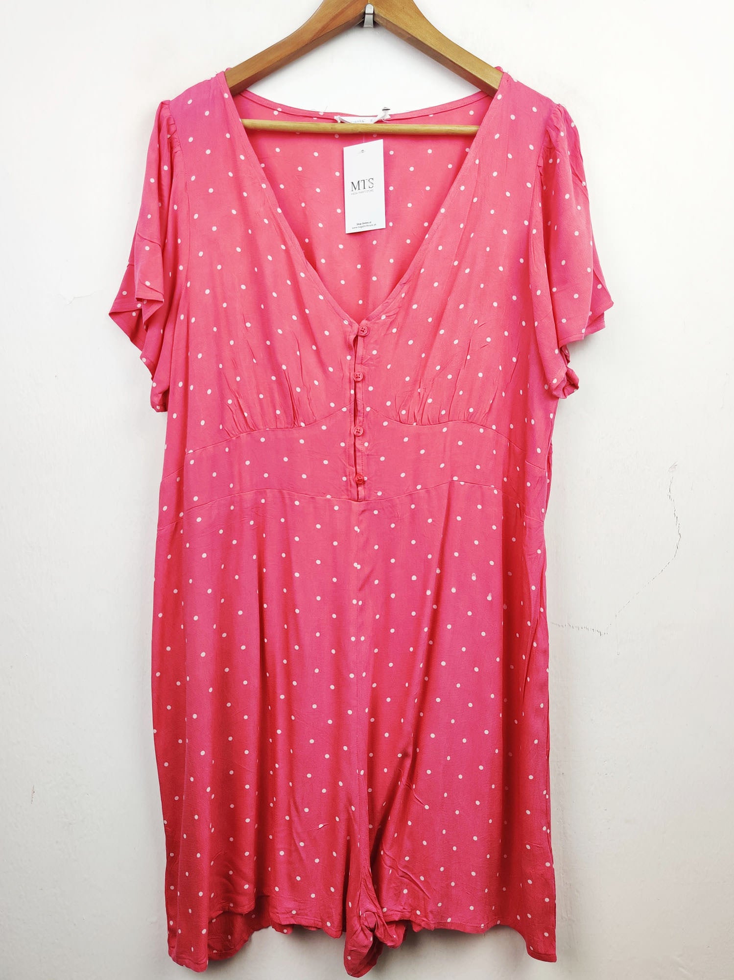 Buy online pre-used pre-loved 100% authentic & Original branded Primark (MF-1251) available in Pakistan. Top international brands avilable.
