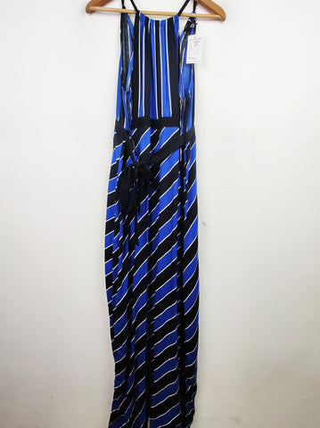 Buy online pre-used pre-loved 100% authentic & Original branded Dorothy Perkins (MF-1270) available in Pakistan. Top international brands avilable.